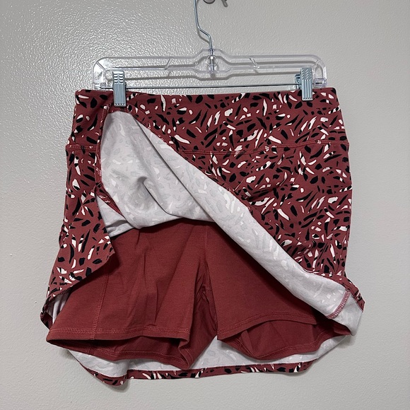 Old Navy - Activewear High Rise Skort - Terracotta Printed - Large - Picture 3 of 4